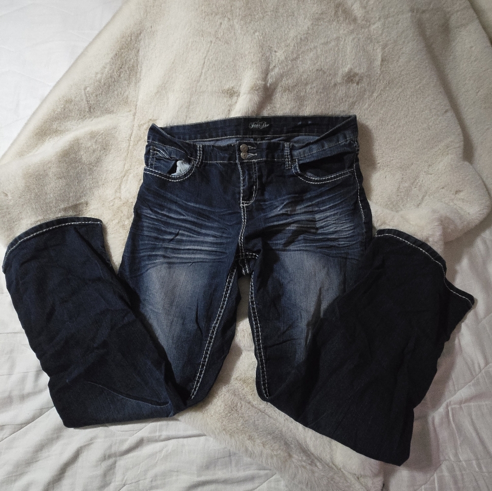 Womens Denim jeans w bell bottom flares